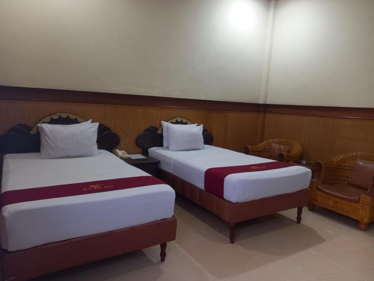 Urbanview Hotel Dedy Jaya Brebes Dış mekan fotoğraf